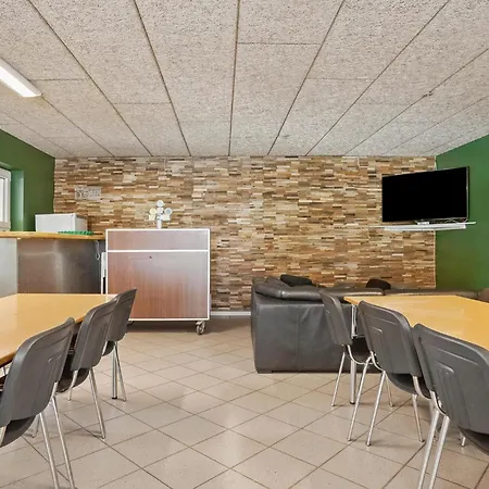 Amazing In With Sauna